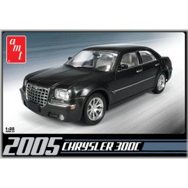 Model Do Sklejania 2005 Chrysler 300c AMT 