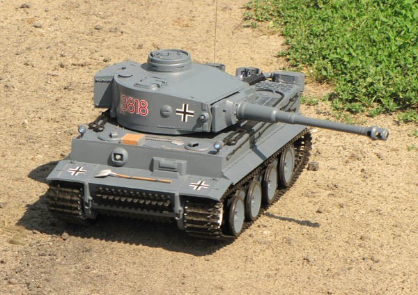 czołg sterowany tiger1